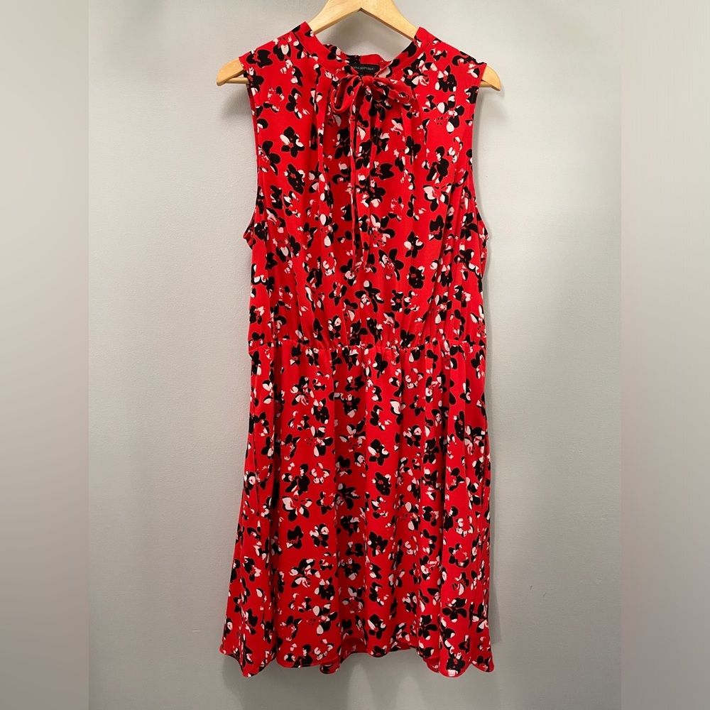 Banana Republic Floral Dress With Tie Neck
